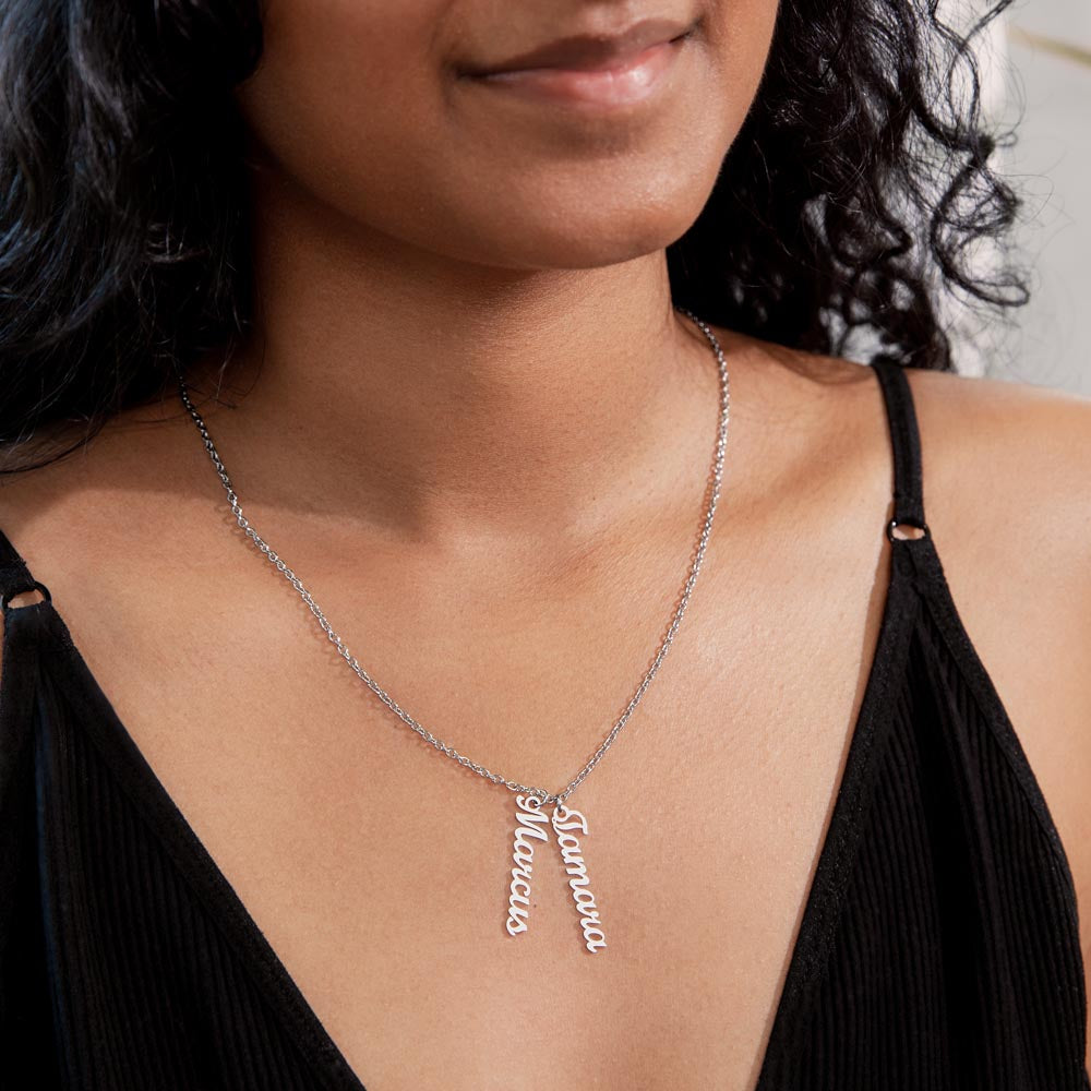 Custom Multi Name Vertical Necklace – Personalized Jewelry Gift for Mom, Wife, or Family